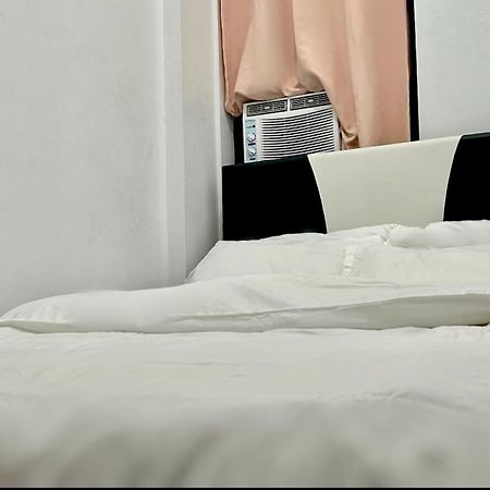 Private Room With Ac And Fan At Ekg Manila House Rental Екстер'єр фото